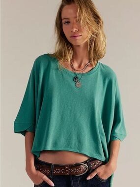Free People - We The Free - Relaxed Boxy Crop Top in Green